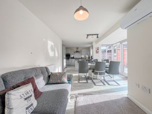 Photo 33- click for photo gallery